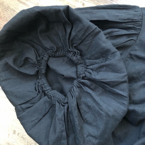 Abercrombie & Fitch Black Puffy Sleeves Summer Crop Top - Picture 5 of 7